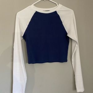 Forever 21 long sleeve cropped baseball tee